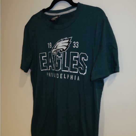 NFL Philadelphia Eagles Green T-Shirt - Picture 3 of 6